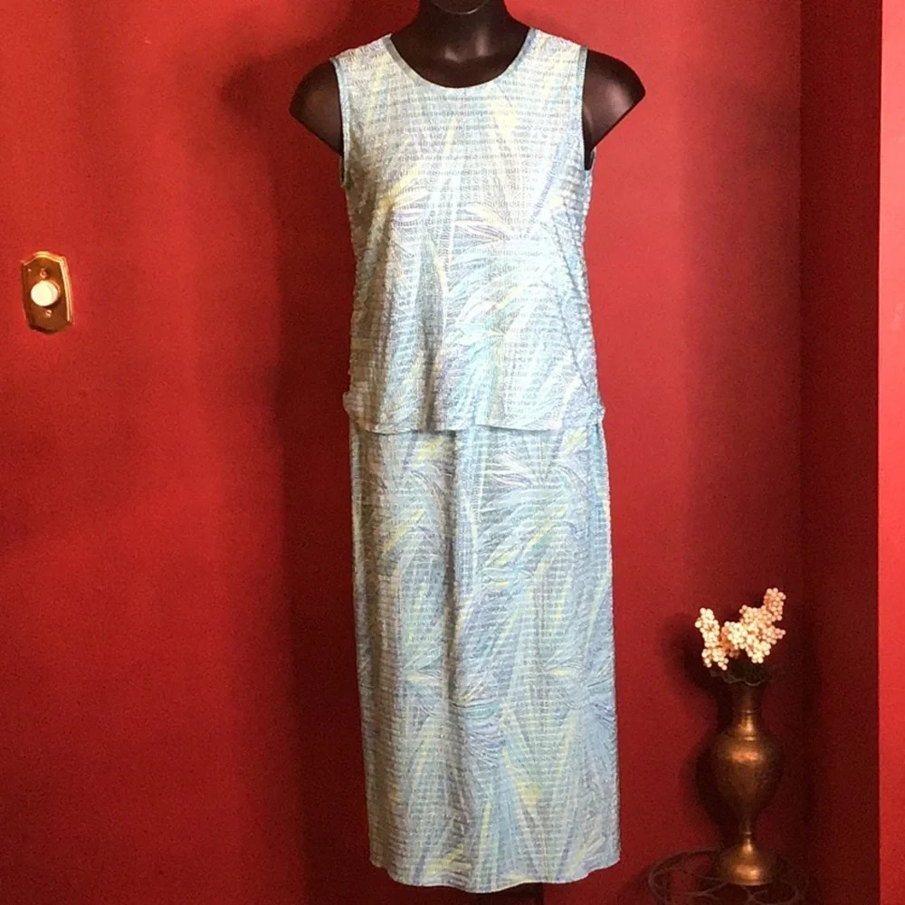 PLEAT PLEAT PETITE 3PC SKIRT SET SIZE P/M - Picture 3 of 6